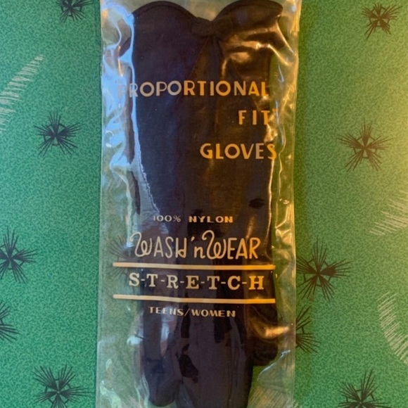 Vintage NOS 1960s Avon Black Gloves Wash 'n Wear Nylon Stretch One Size - Picture 1 of 5